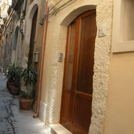 Al Blu Ortigia Apartment *